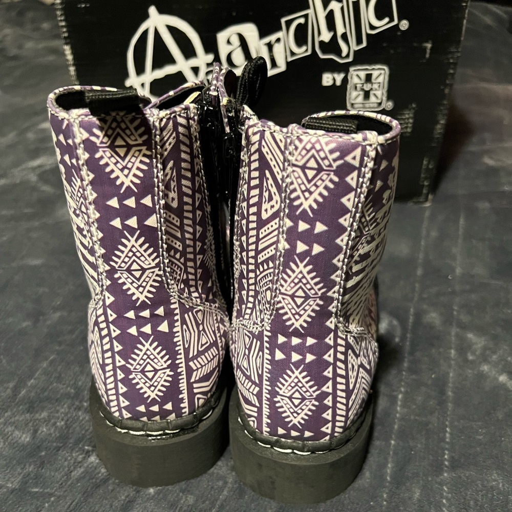 T.U.K Anarchic Purple Aztec Style Skull Combat Boots - Picture 4 of 8